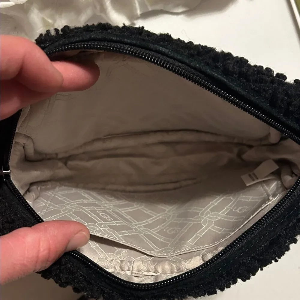 UGG stylish crossbody